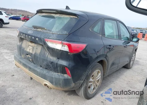 2021 Ford Escape S z USA, uszkodzony, nr VIN 1FMCU0F61MUA13153